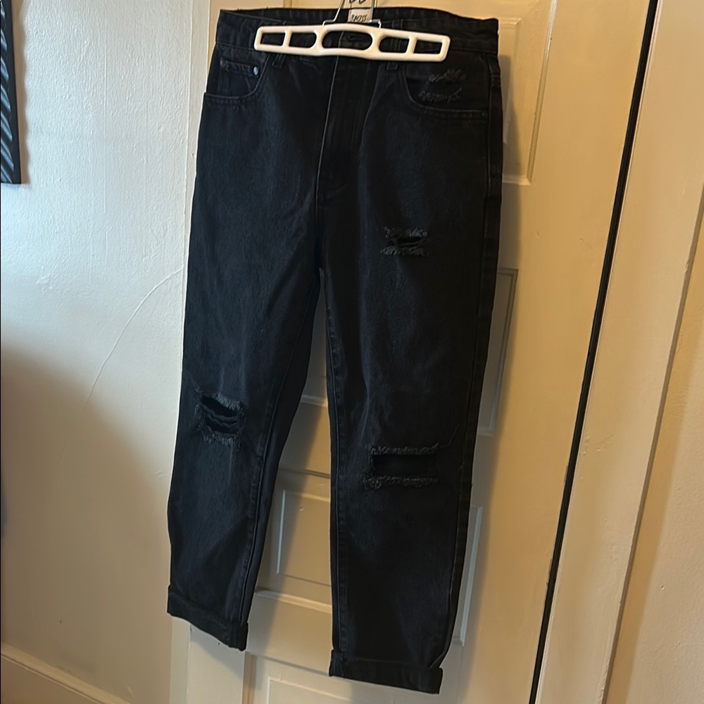 Black Distressed Jeans